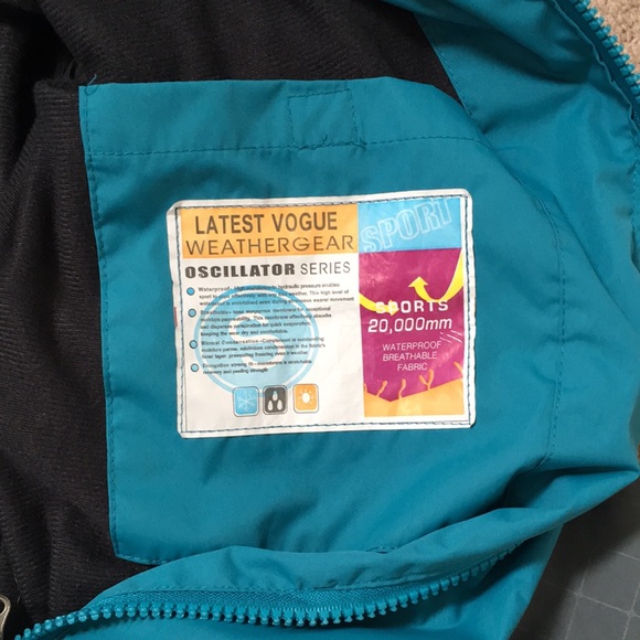 Woman’s L windbreaker rain jacket - Picture 6 of 11